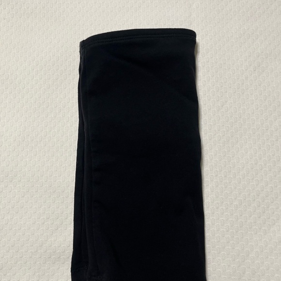 Old Navy Charcoal Crew Neck Tee - Picture 2 of 4